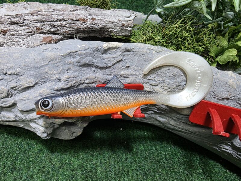 Ukleja Twister 11 cm PERŁA opalizacja