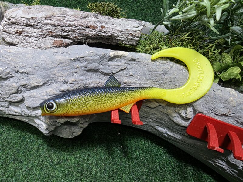 Ukleja Twister 11 cm FLUO opalizacja